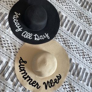 Floppy Beach hats (2)